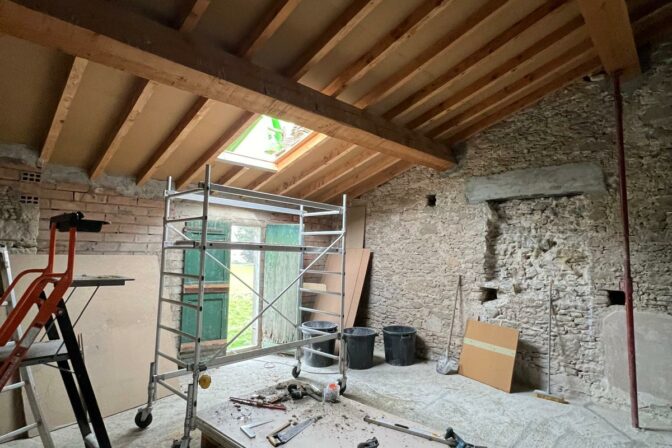 Velux - placo - isolation - joint - peinture et pose de sol Image 2026-09-03 at 10.16.37 (1)